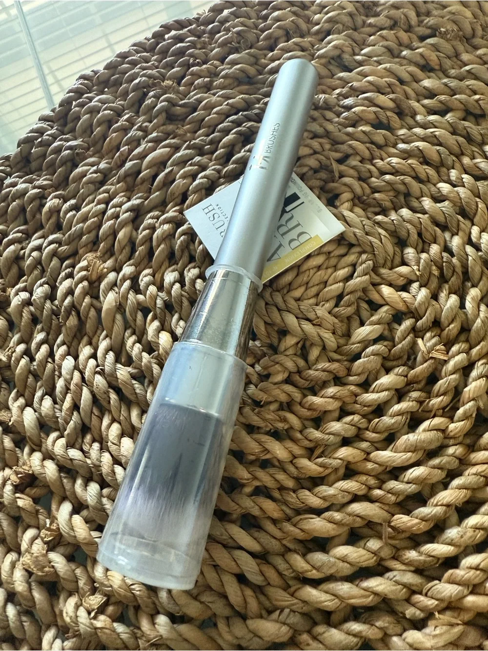 it Brushes for Ulta Blurring Foundation Airbrush Brush N101 NWT
